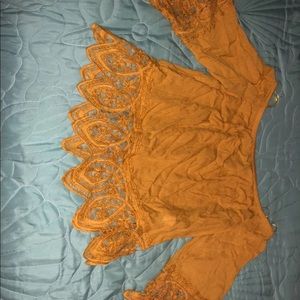 👑Mustard yellow blouse